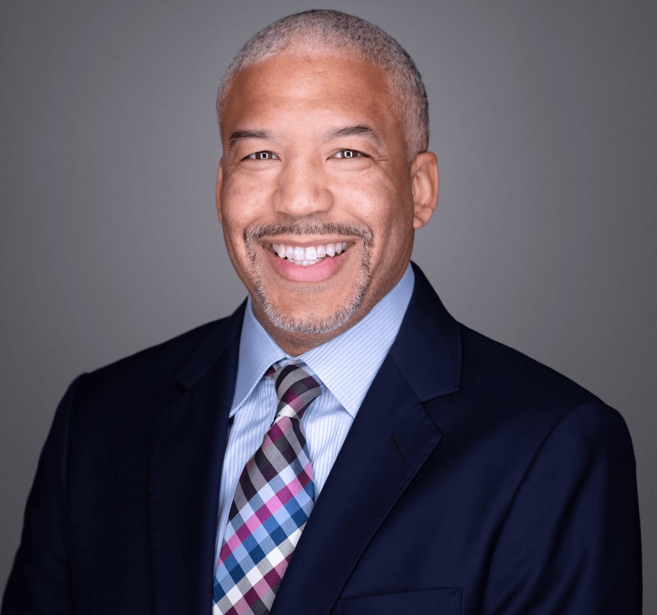 About Dr. Edmondo Robinson